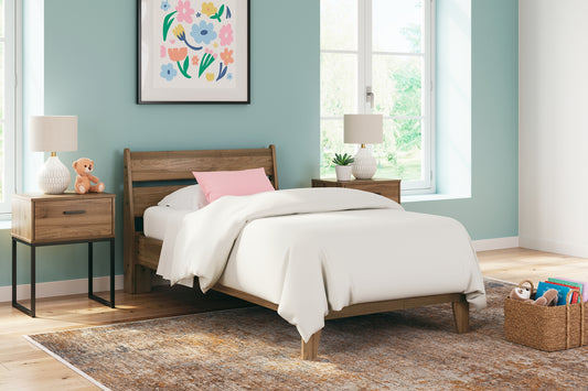 Deanlow  Platform Panel Bed