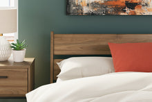 Load image into Gallery viewer, Deanlow Full Panel Headboard with 2 Nightstands

